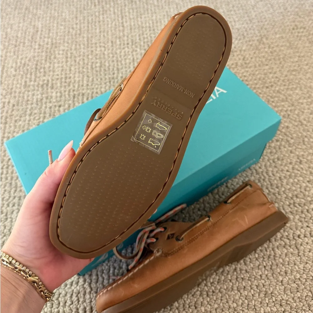 Aritzia x Sperry collab boat shoes with paracord laces